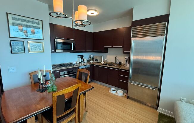 1 bed, 1 bath, $5,950, Unit 425 1st Street, #4504