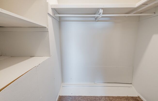 1 bed, 1 bath, 576 sqft, $1,175, Unit 2298-23
