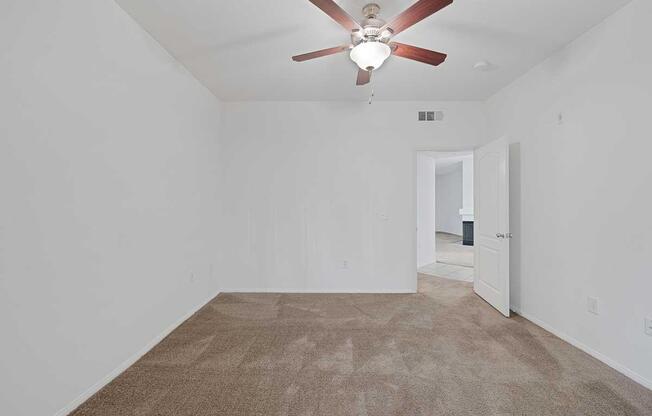 1 bed, 1 bath, 740 sqft, $1,425