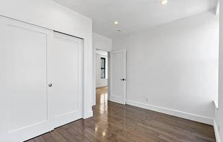 152 THOMPSON ST