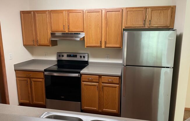 2 beds, 1 bath, 1,086 sqft, $1,620, Unit 925-108