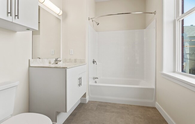 2 beds, 2 baths, 990 sqft, $3,150, Unit 301