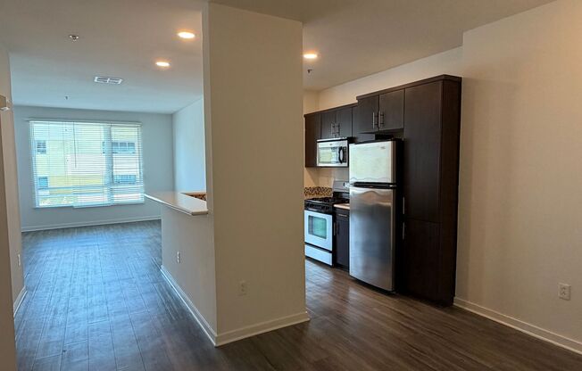 2 beds, 2 baths, 1,138 sqft, $3,515, Unit 519