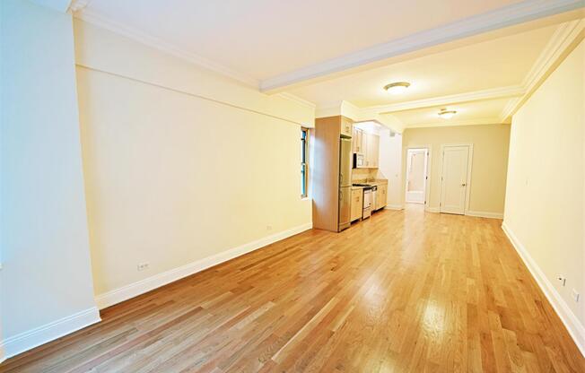 Studio, 1 bath, $3,795, Unit 9G