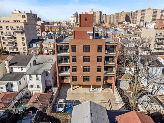 3031 BRIGHTON 5 ST