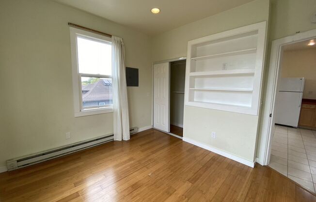 1 bed, 1 bath, $1,895