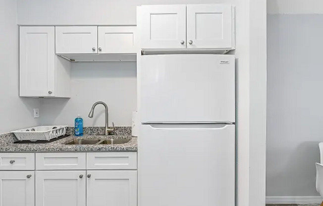 University Park unit, Centrally located and pet-friendly