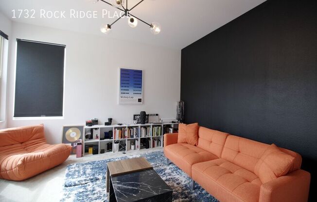 1732 ROCK RDG PL