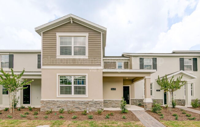 5649 QUIET PALM LOOP