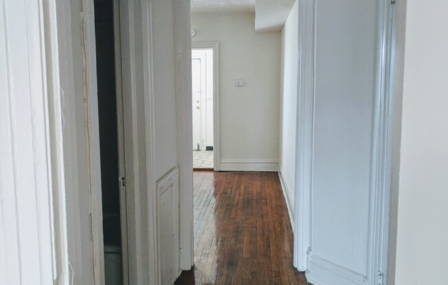 1 bed, 1 bath, $1,195, Unit Apt. 07