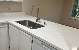 10915 PK Juanita Ridge Apartments