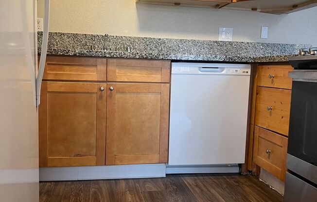 2 beds, 1 bath, 1,025 sqft, $1,699, Unit 51-05