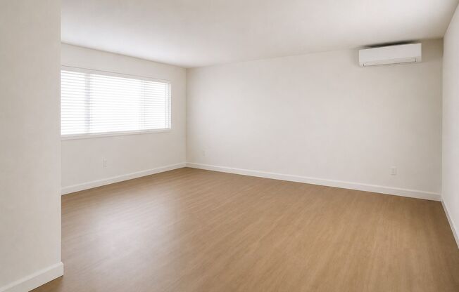NOW LEASING! 1 BED + 1.5 BATH at 1522 Harvard St, Santa Monica, CA 90404.