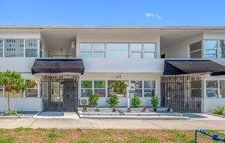 425 North - Your Downtown St. Pete Home