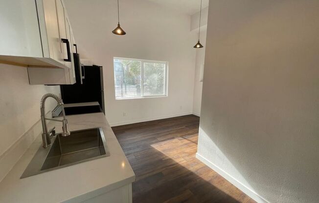 Campbell Street, 1231