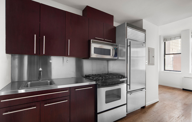 Studio, 1 bath, 332 sqft, $2,900, Unit 6I