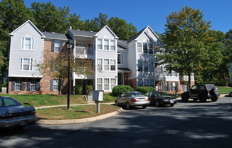 EDGEWOOD - WOODBRIDGE CENTER CONDO