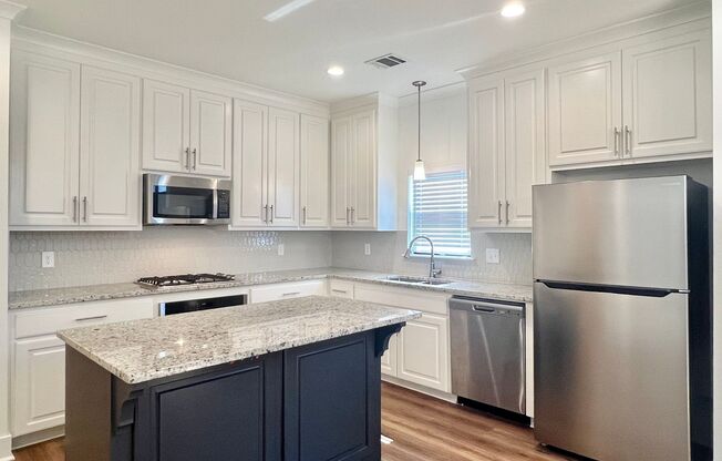 Four Bedroom Home with Gorgeous Kitchen