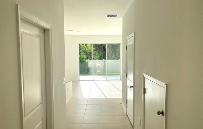 3 Bedroom , 2.5 Bathroom For Rent By Owner