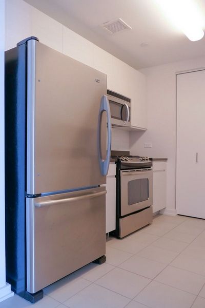 Studio, 1 bath, 432 sqft, $3,560, Unit 3-K