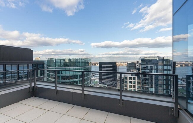 131 SEAPORT BLVD