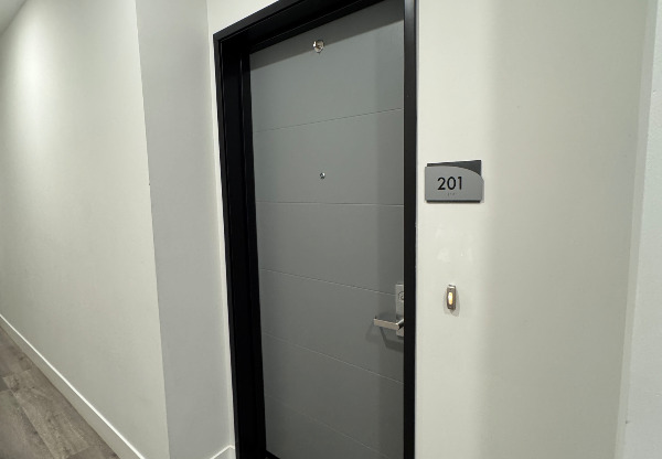 4383 N SEPULVEDA BLVD