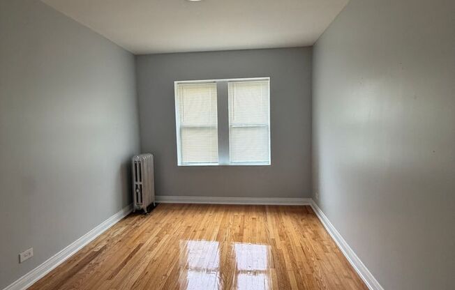 6820 S Michigan