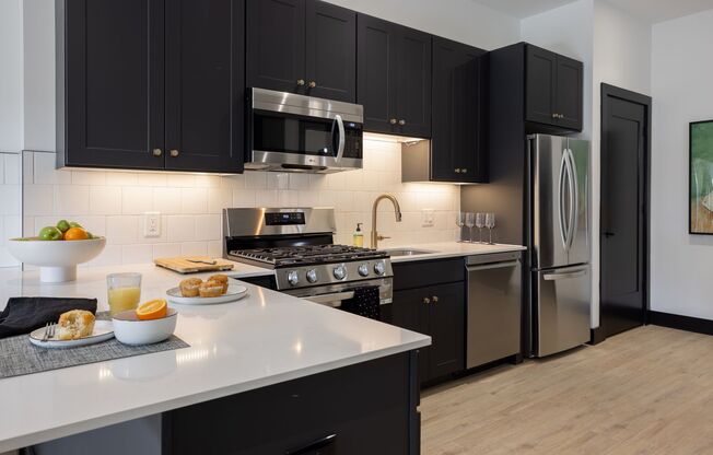 1 bed, 1 bath, 820 sqft, $1,950, Unit 500