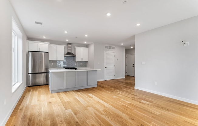 267 OLD COLONY AVE