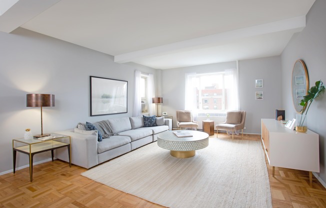 1 bed, 1 bath, 944 sqft, $6,054, Unit 10H