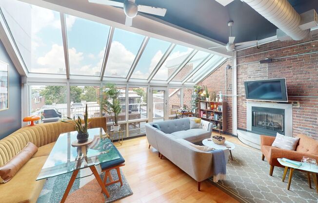 Stunning Penthouse Two Bedroom W/Private Balcony, Parking Included on Church Street!