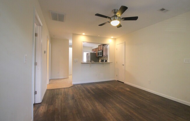 2 beds, 1 bath, $1,350