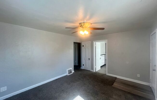 2 beds, 1 bath, $1,050