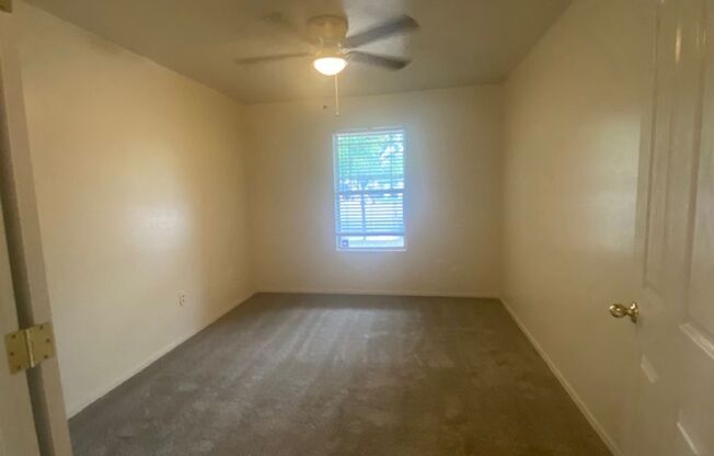 3 beds, 2.5 baths, $2,345