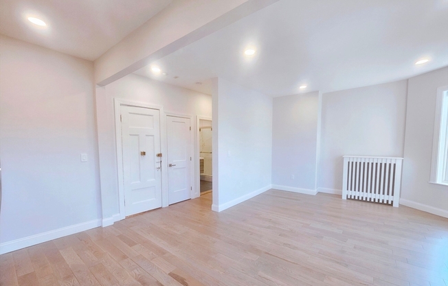 379 Commonwealth Ave
