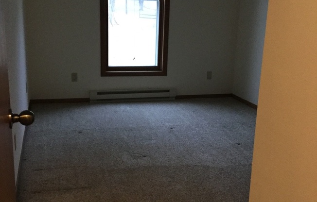 2 beds, 1 bath, 965 sqft, $1,695, Unit 7717CC