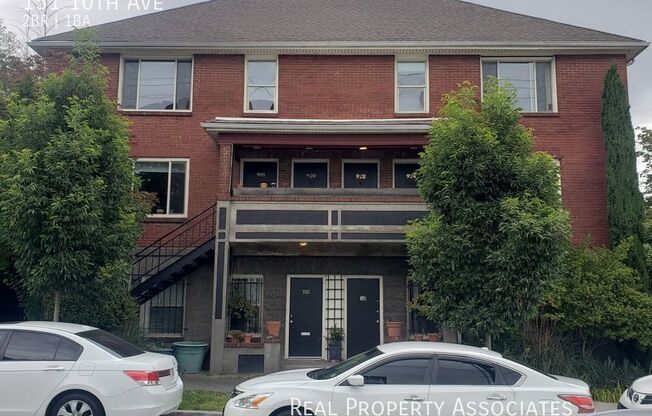 151 10 AVE