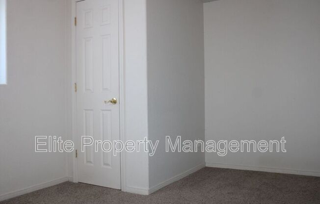 185 S STARDUST CT