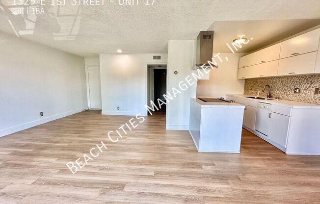 1329 E 1 ST