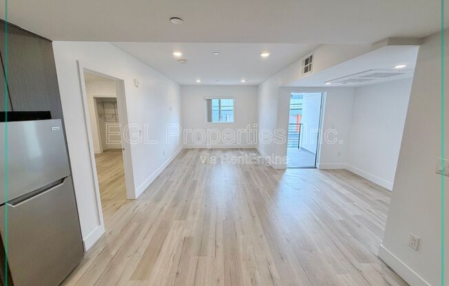 1 bed, 1 bath, 607 sqft, $2,350, Unit 602
