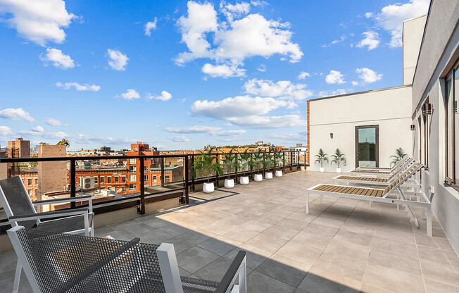 2 beds, 2 baths, $4,000, Unit 3H