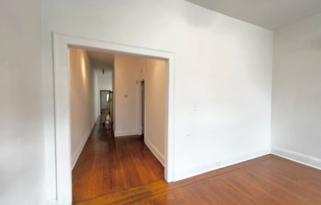 2 beds, 1 bath, 1,000 sqft, $1,840, Unit 3033 N. Calvert St. C1