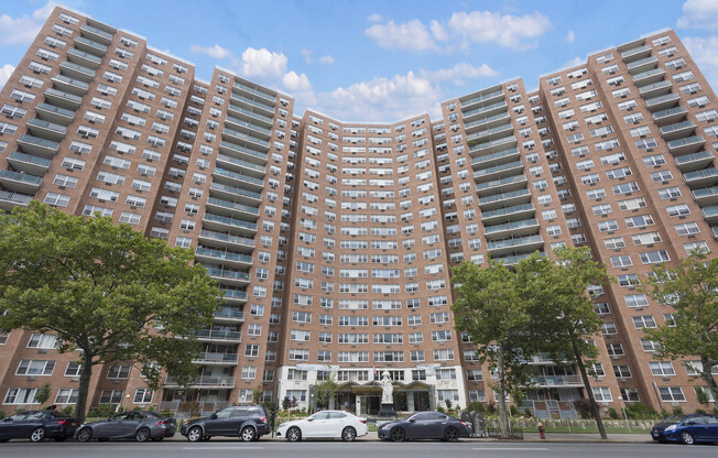 1 bed, 1 bath, $2,300, Unit C111