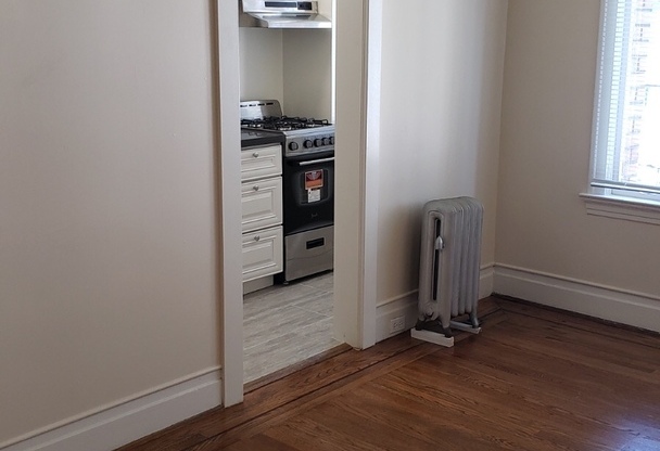 Studio, 1 bath, $2,125, Unit 504
