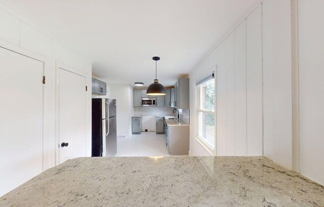 Charming Duplex At 1508 Woodhill