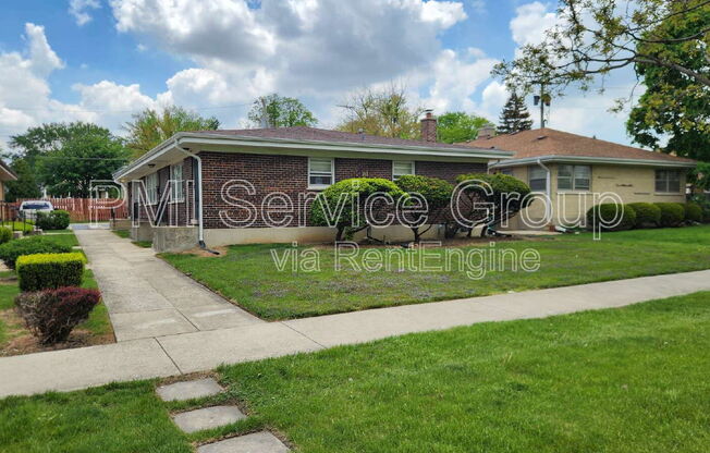 717 E S BROADWAY AVE