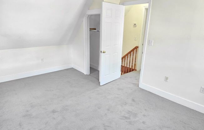 3 beds, 2 baths, 1,300 sqft, $3,250, Unit 2