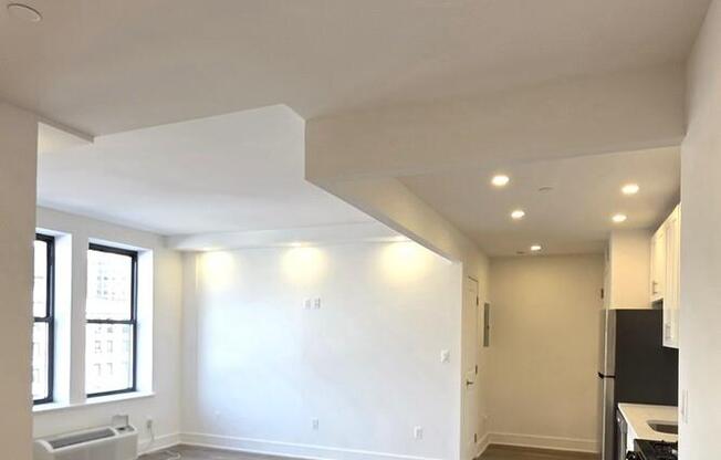 2 beds, 2 baths, $7,000, Unit 9M