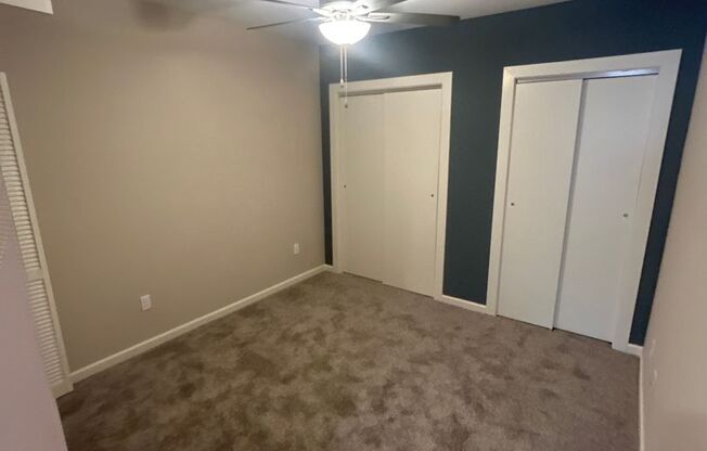 Studio, 1 bath, 500 sqft, $995, Unit 22