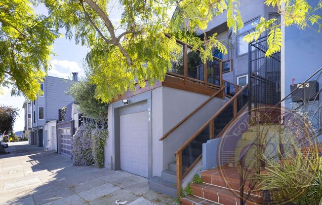 Potrero Hill - 3 BR, 2.5 BA House 1,388 Sq. Ft. - 3D Virtual Tour, Large Private Yard